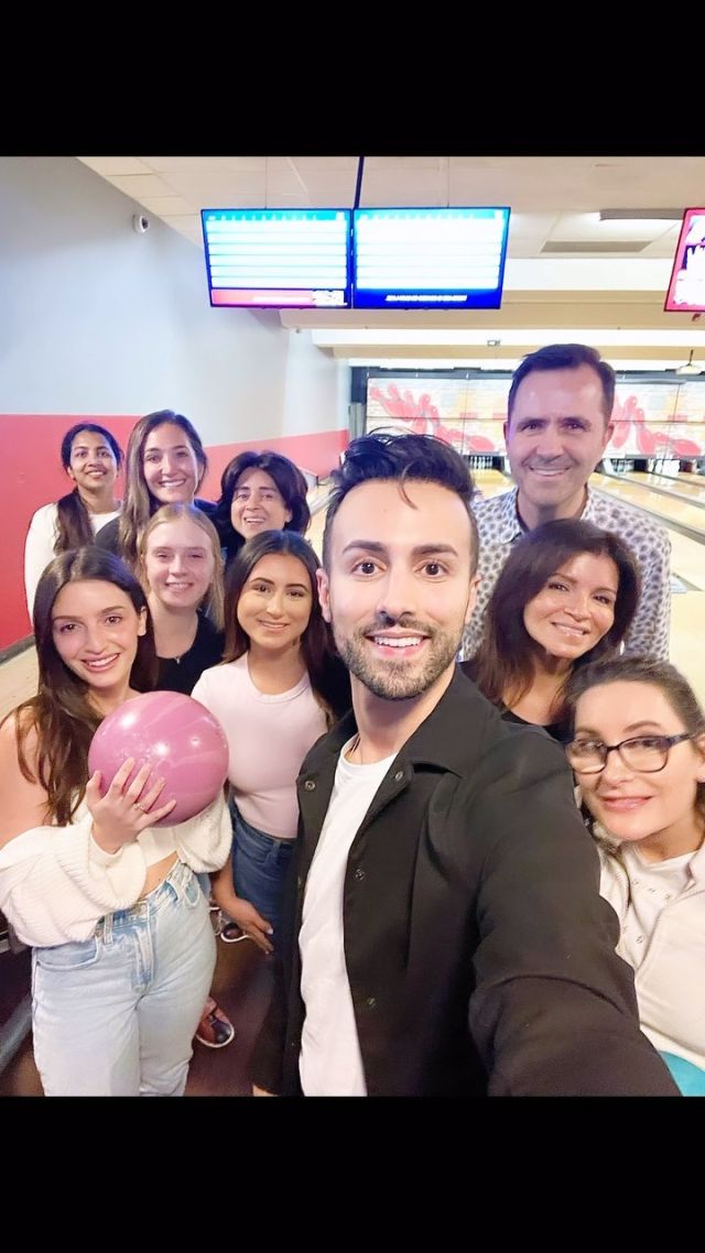 The Bertucci MedSpa team struck up some friendly competition during a lively night of bowling 🎳

There were strikes aplenty (especially from Dr. Bertucci), spares, MANY gutter balls, and an abundance of laughter!

Can’t wait for the next round of fun with this amazing team! 🤩

#BertucciMedSpa #BowlingNight #SplitsvilleWoodbridge